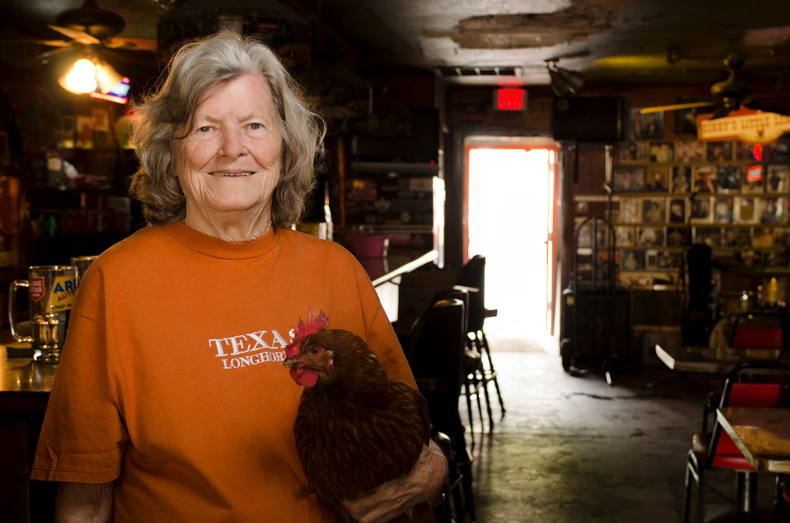 portrait ginnys longhorn saloon